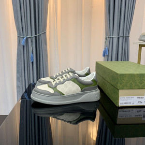 GUCCI 2023 커플용 화이트 스니커즈